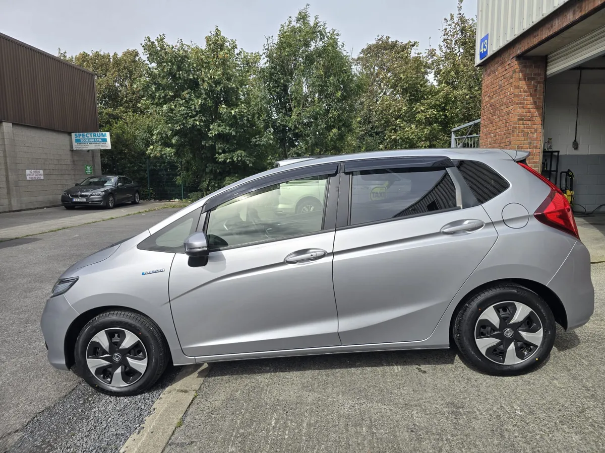 Honda Fit 2019 - Image 3