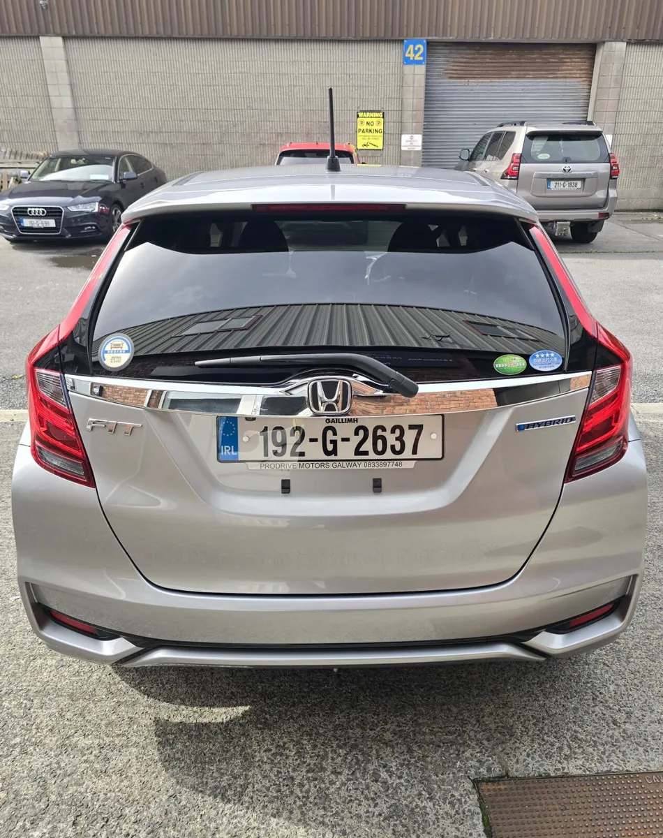 Honda Fit 2019 - Image 2