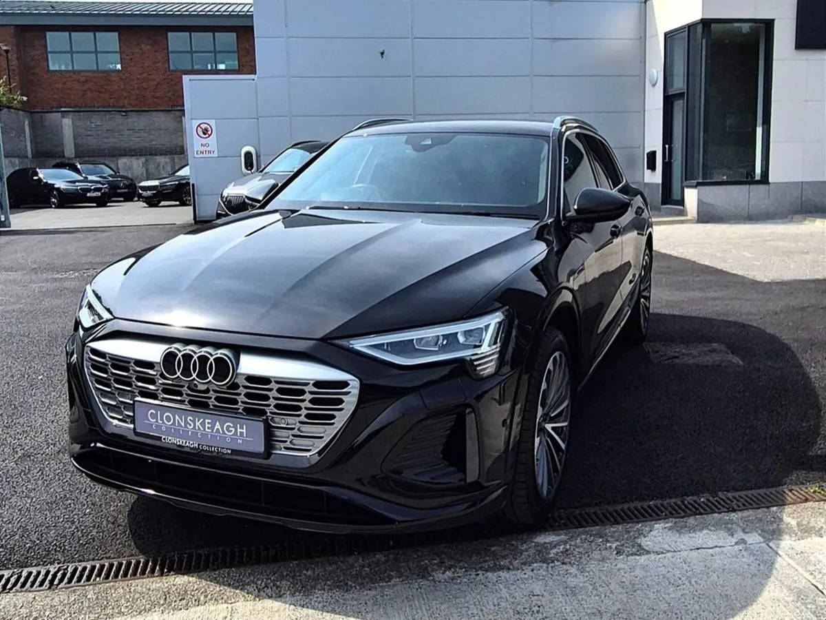 Audi Q8 e-tron QUATTRO S LINE - Image 3