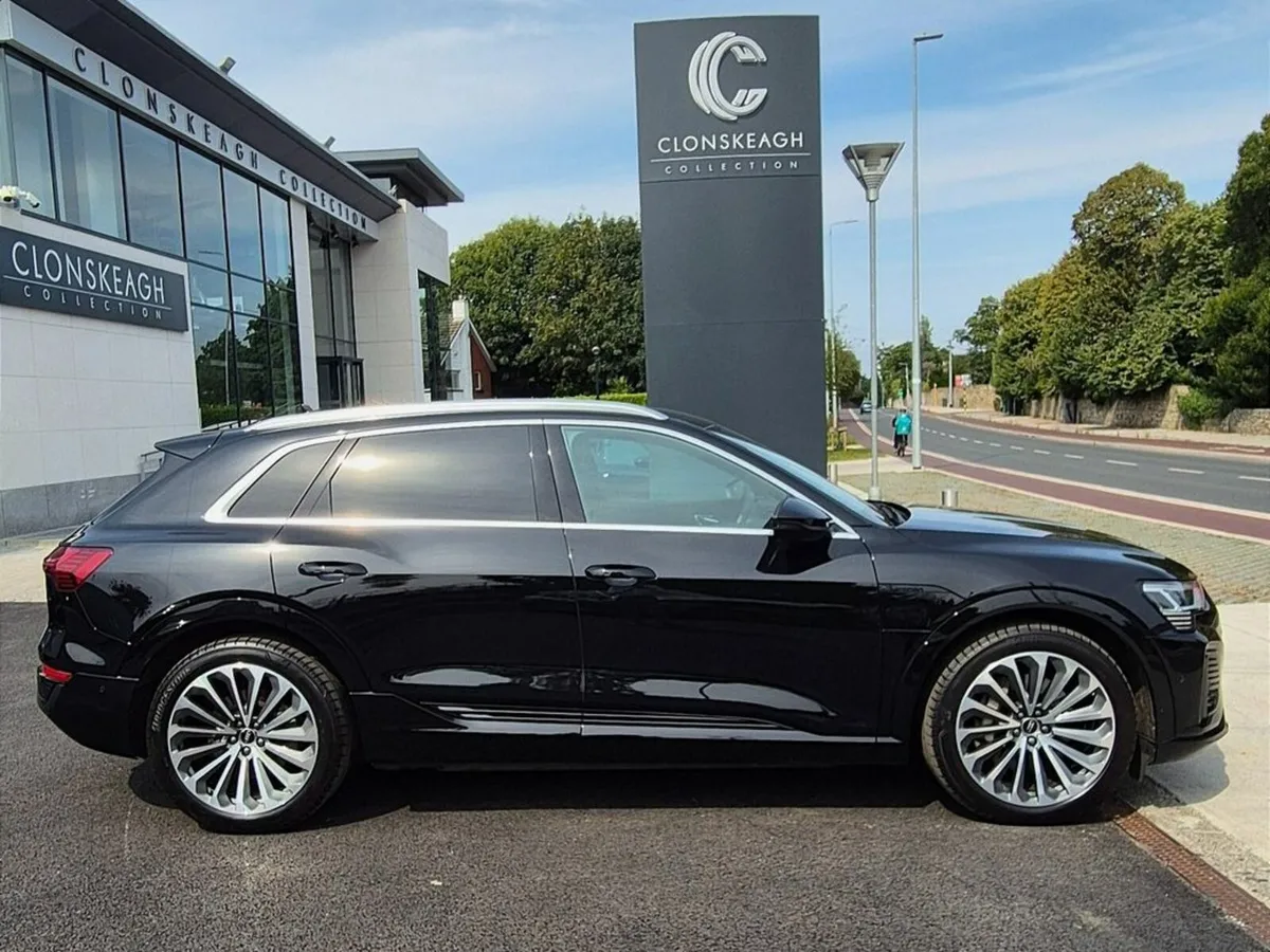 Audi Q8 e-tron QUATTRO S LINE - Image 4