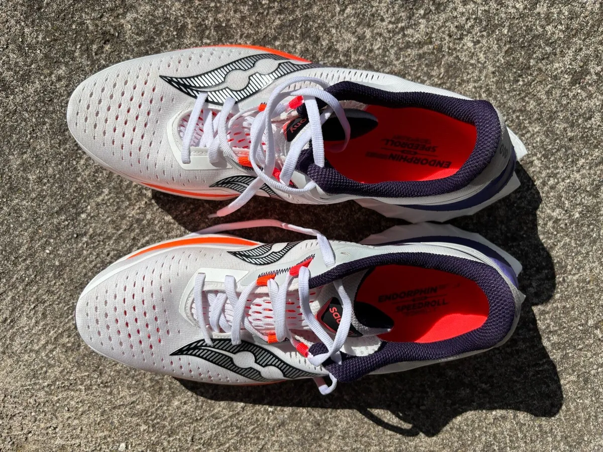 Men’s Saucony running shoes - Image 4