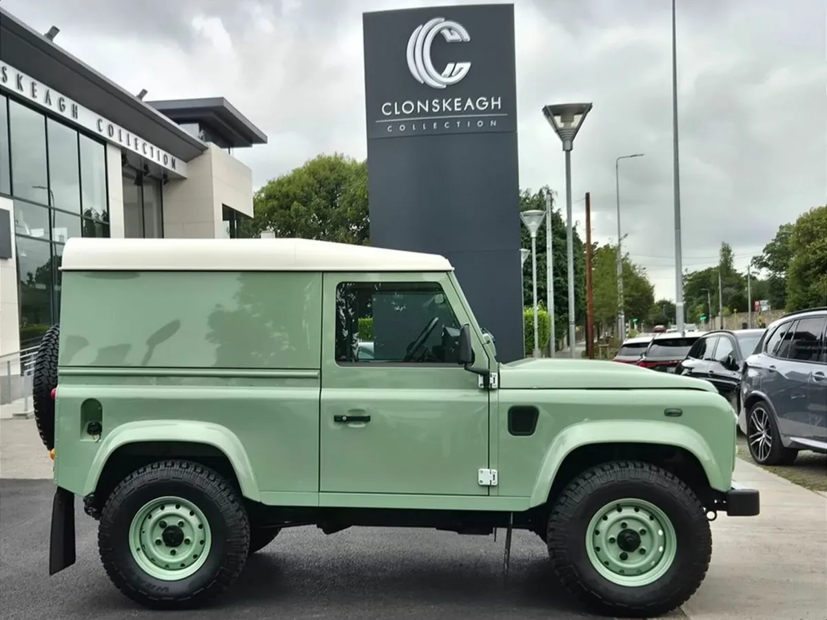 Land Rover Defender TD HERITAGE HARD TOP - Image 4