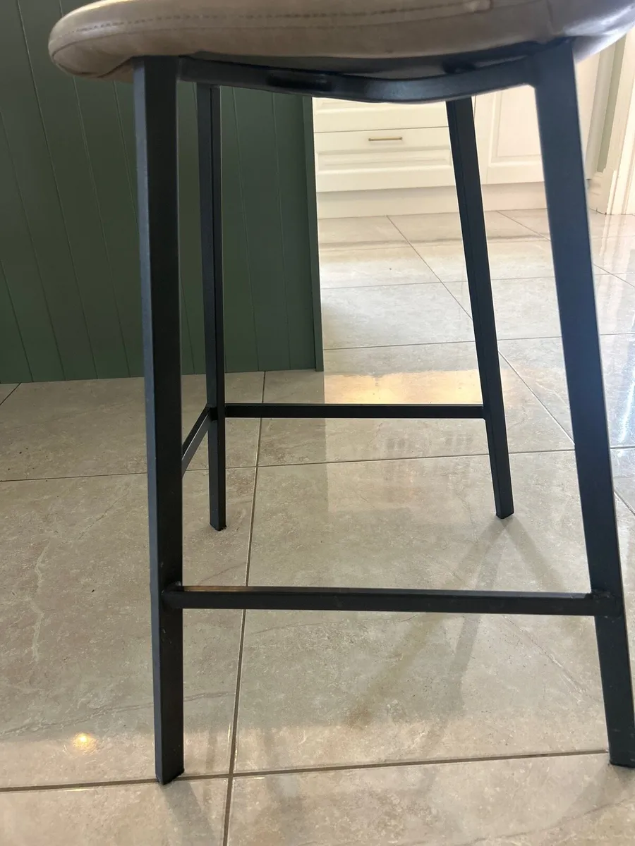Bar stools - Image 3