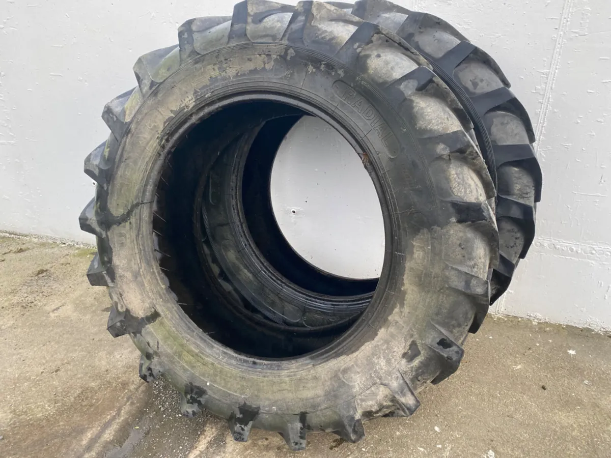 16’9  34 tyres - Image 1