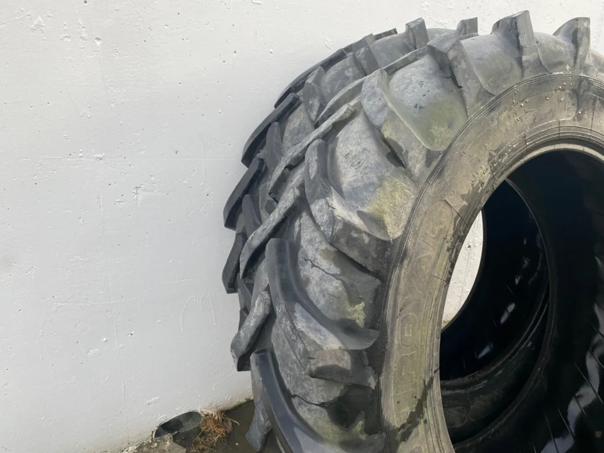 16’9  34 tyres - Image 2