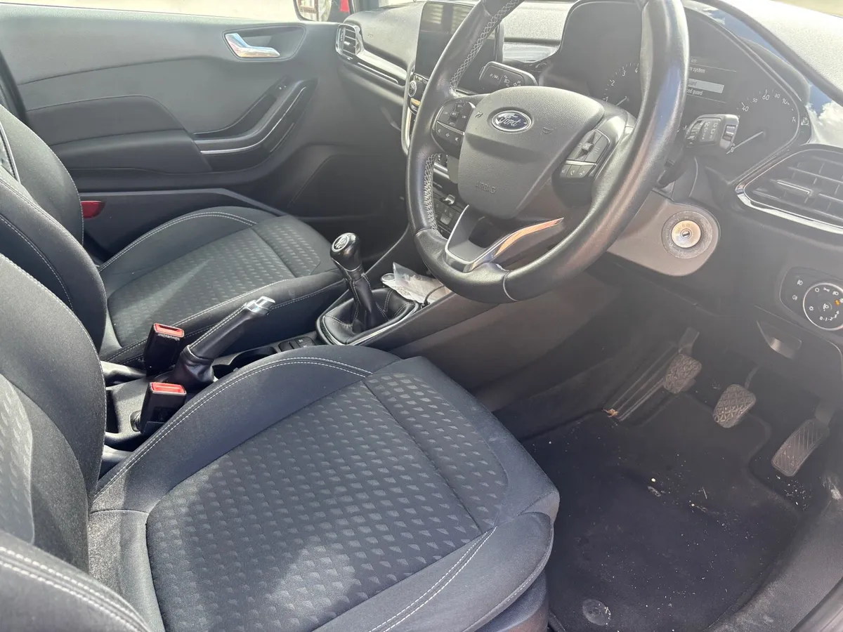 Ford Fiesta - Image 2