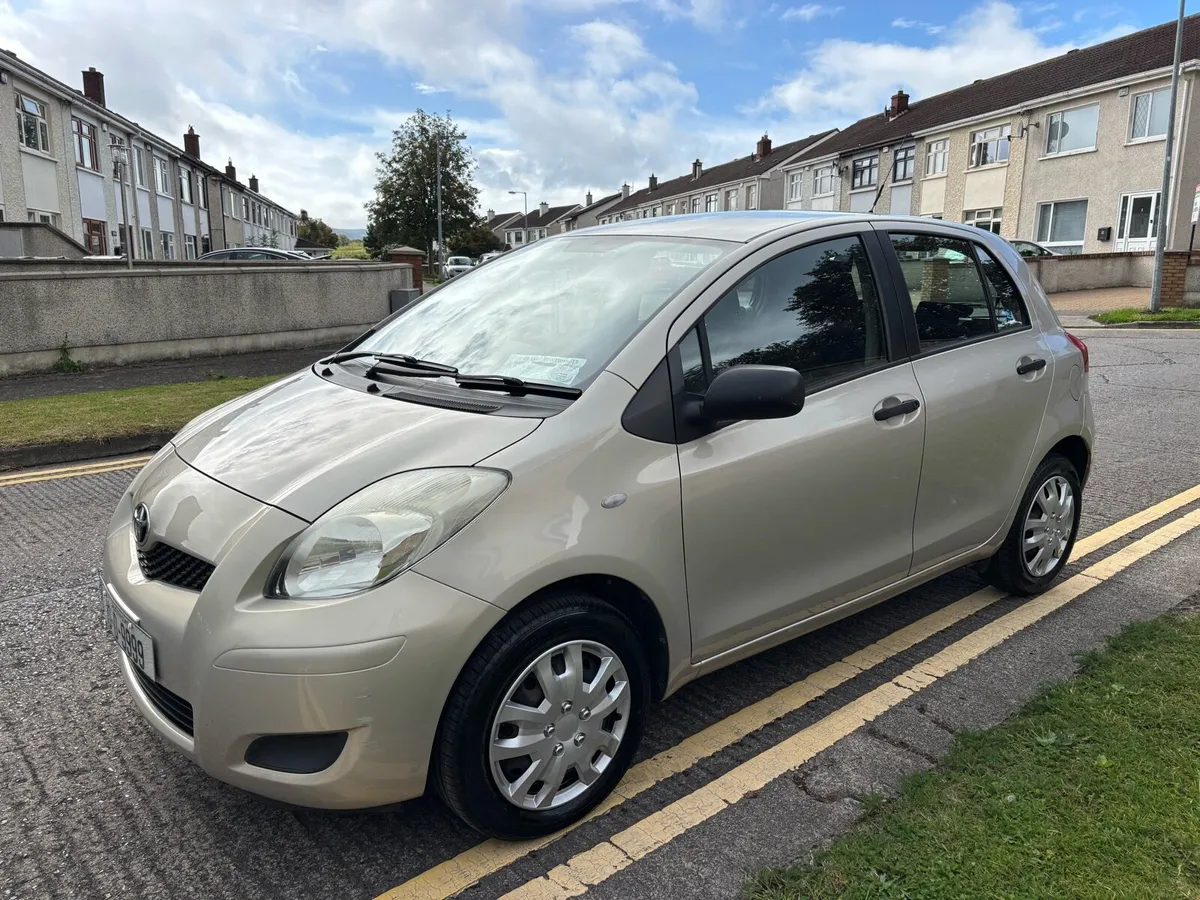2010 Toyota Yaris 1.0ltr NEW NCT+TAX Low miles - Image 3
