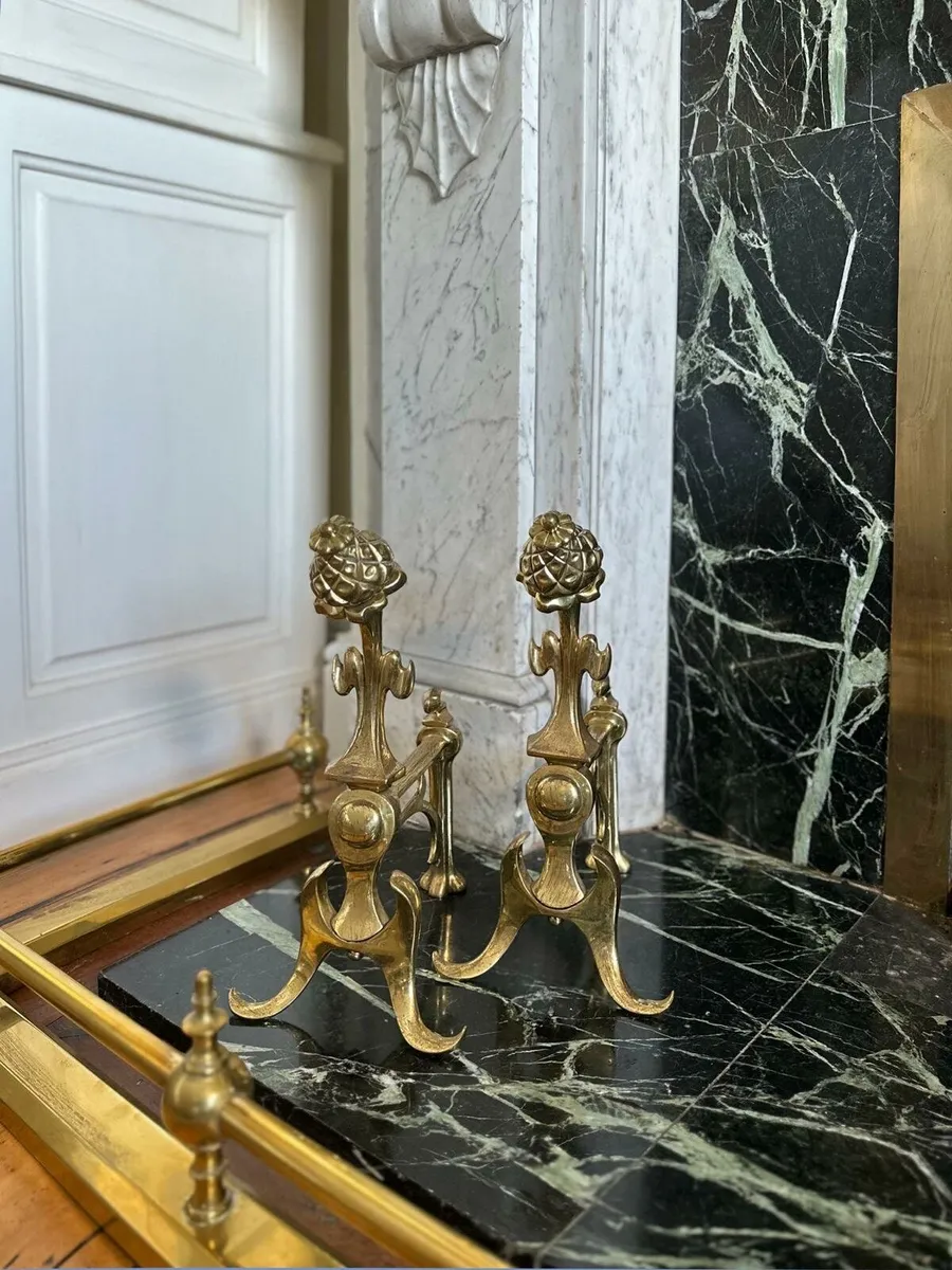 Antiques, mirrors, and collectables - Image 2