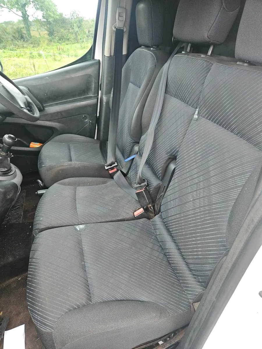 3 seat for Peugeot  partner  and bulkhead - Image 1