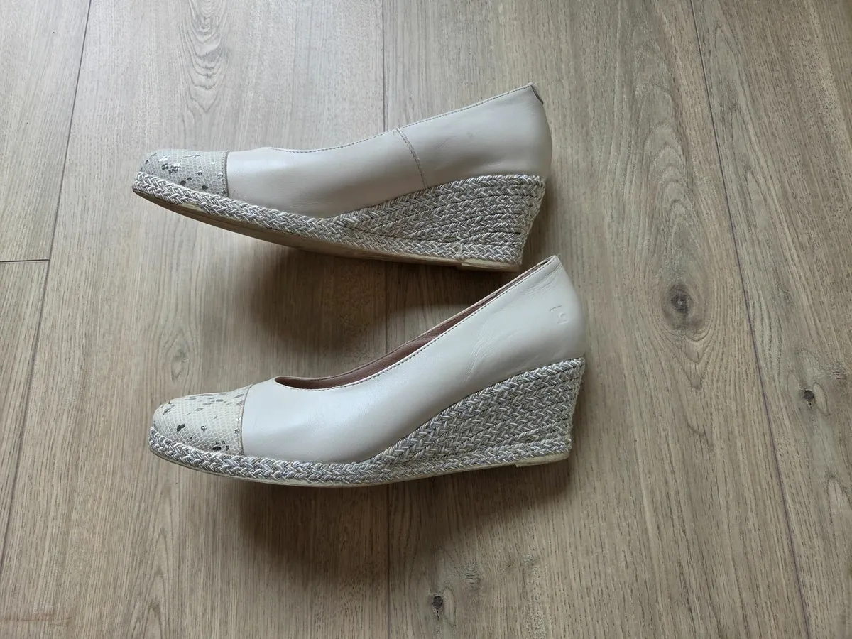 Ladies shoes - Image 3