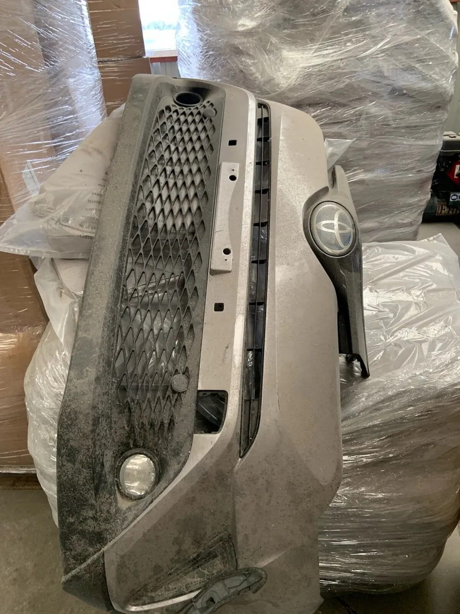 Toyota chr front parts 2018 - Image 1
