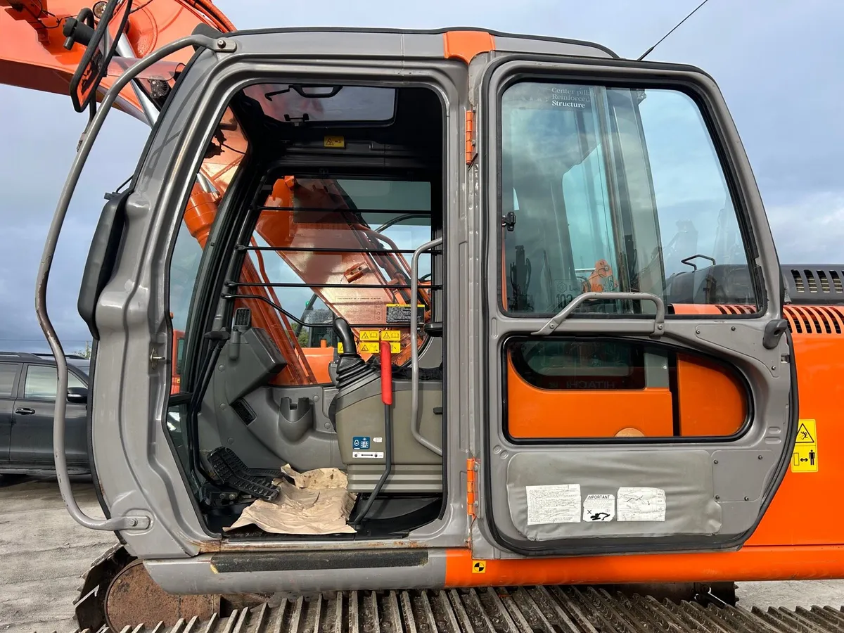 Hitachi ZX160LC-1 Mint Condition👌 - Image 4