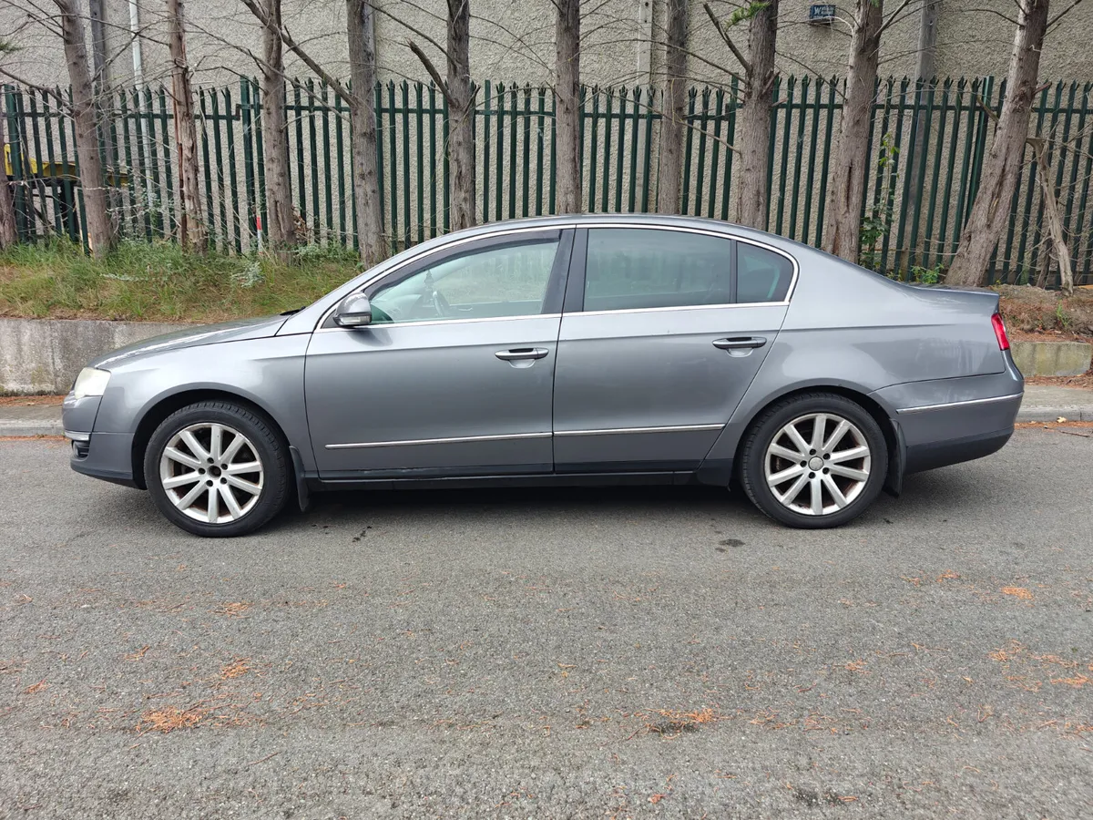 2009 VOLKSWAGEN PASSAT 1.9 TDI - Image 4