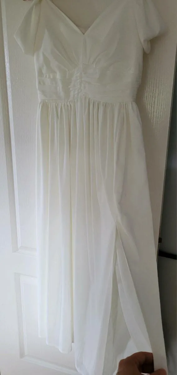 ivory elegant dress - Image 1