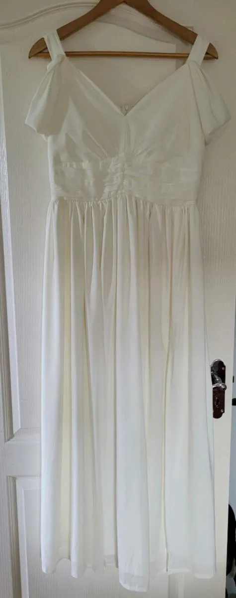 ivory elegant dress - Image 2