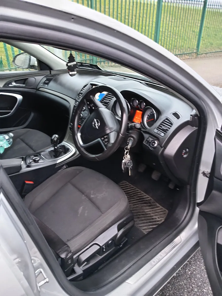 Opel Insignia 2013 - Image 2