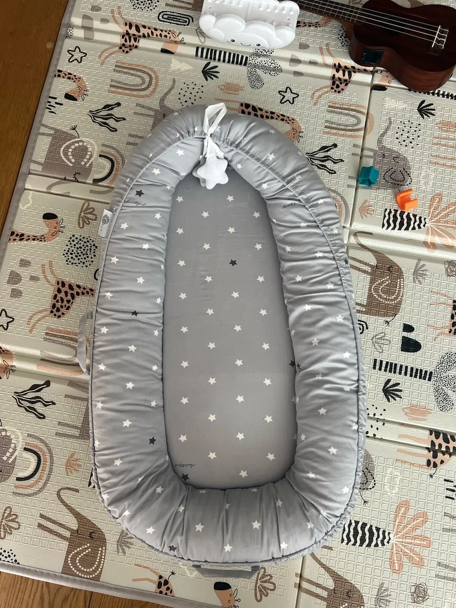 Baby nest - Image 1