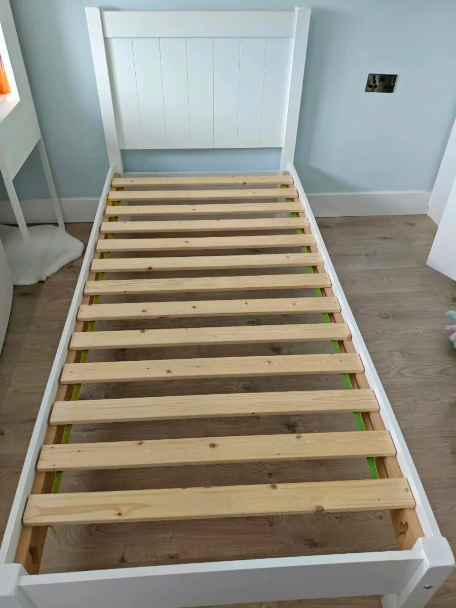 Single Bed - Image 2