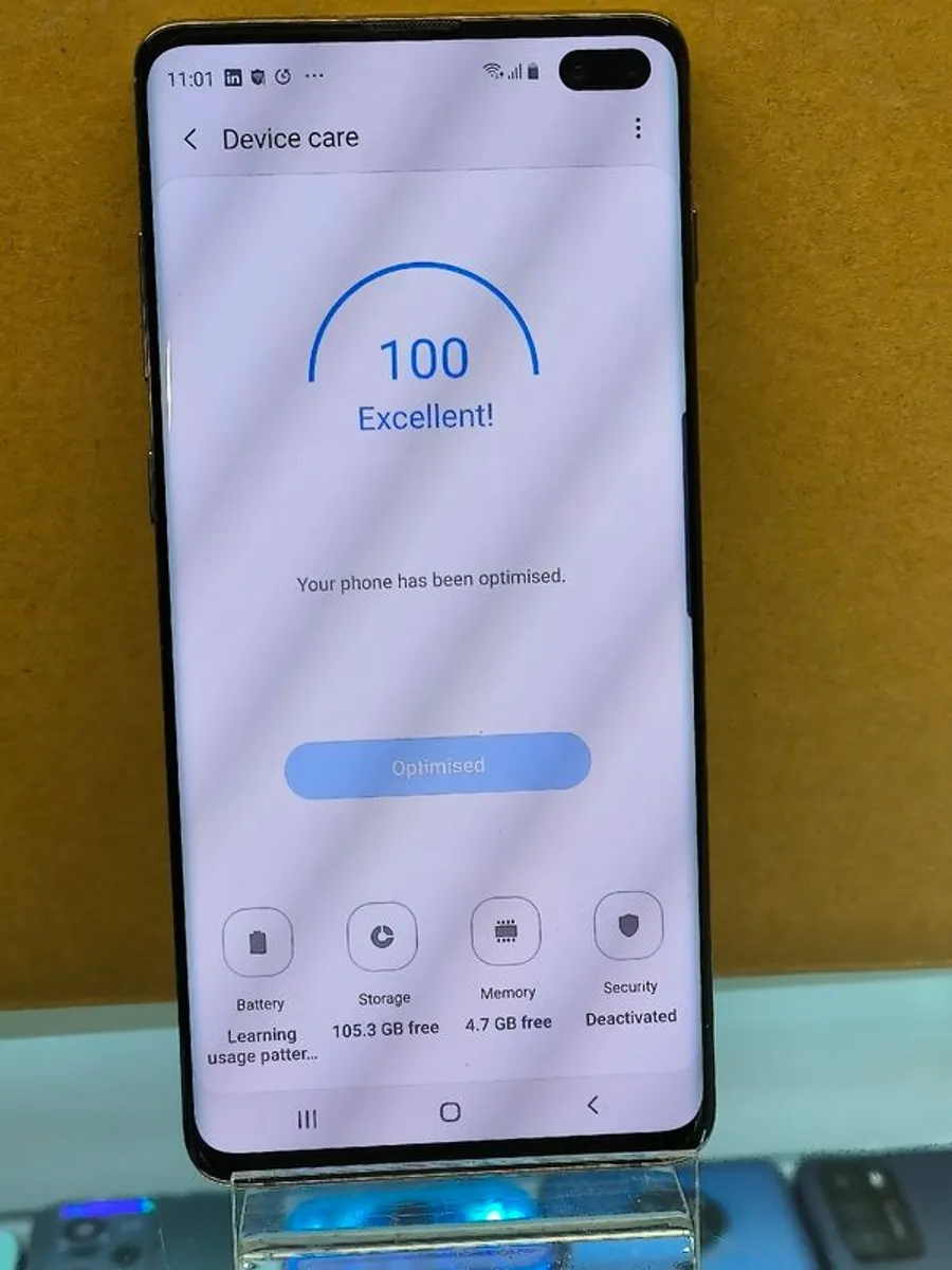 Samsung Galaxy S10 Plus - 128GB - (Unlocked) (Dual SIM) Very Good - Image 3