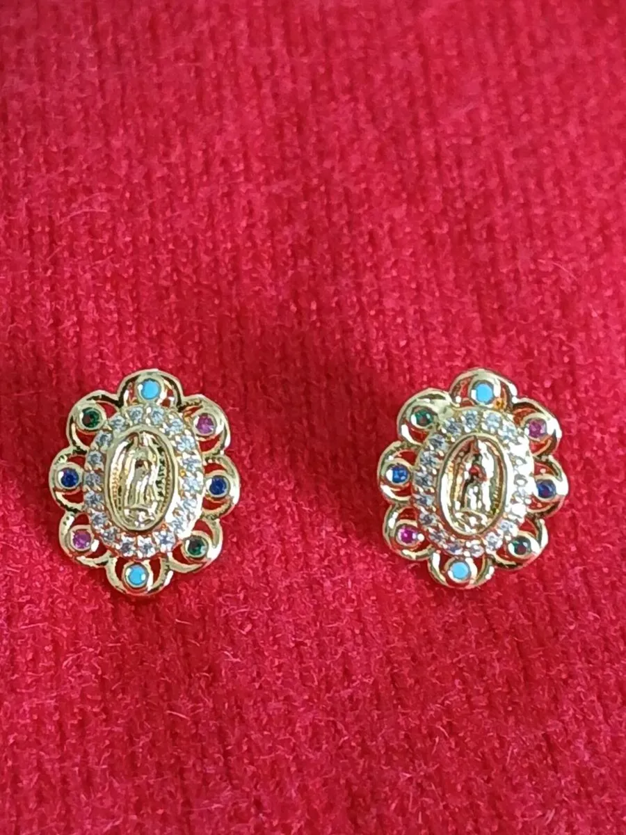 Our lady pendant & chain earrings set gold plated - Image 2