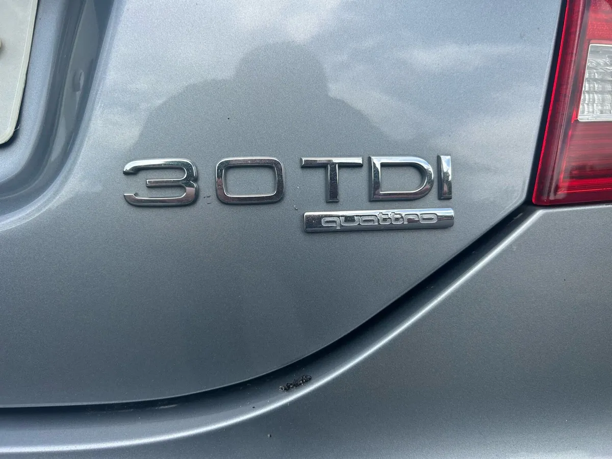 Audi a6 3.0 Quattro micro mileage - Image 2