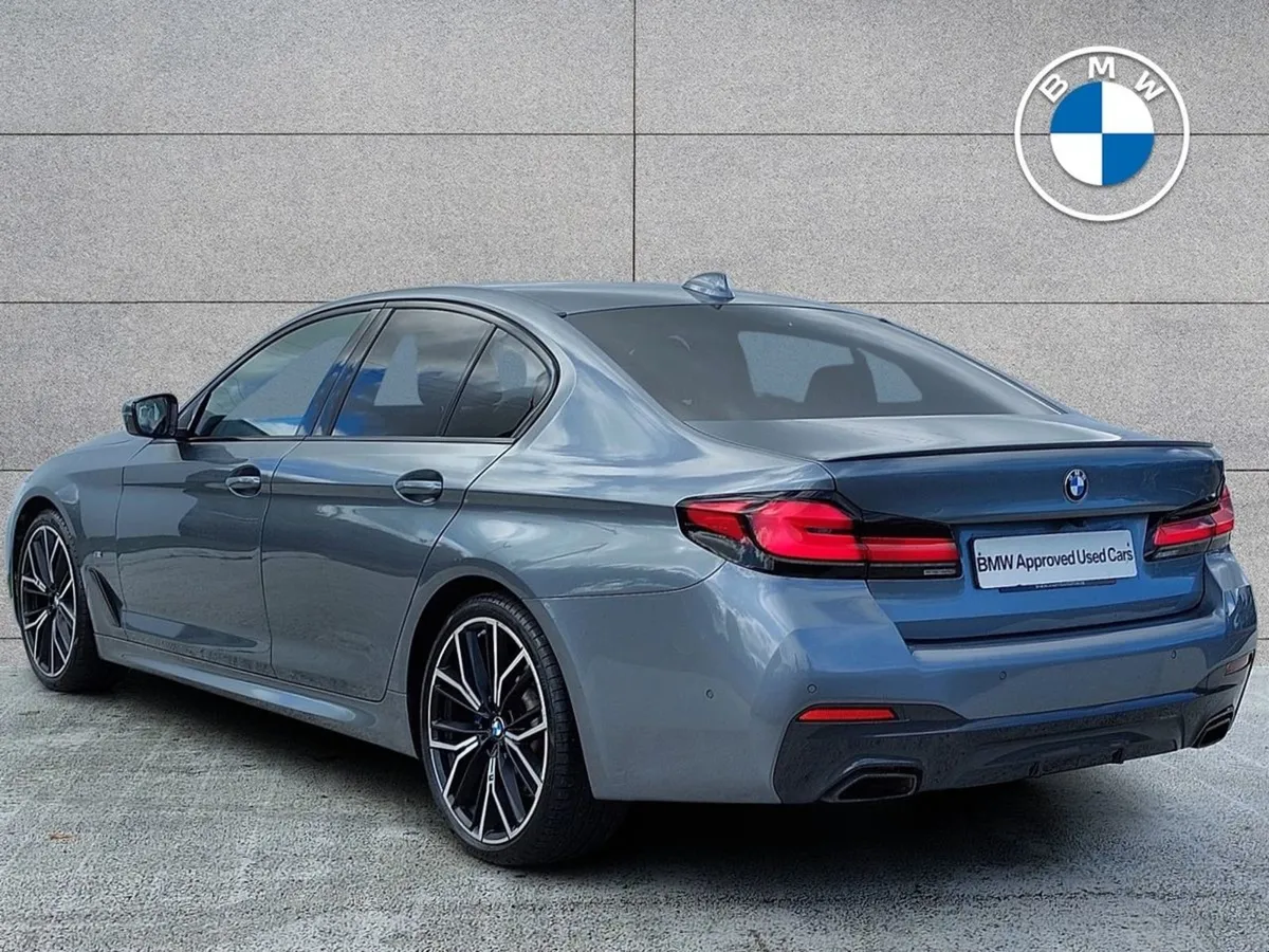 BMW 5 Series 520d M Sport Saloon LCI - Image 3