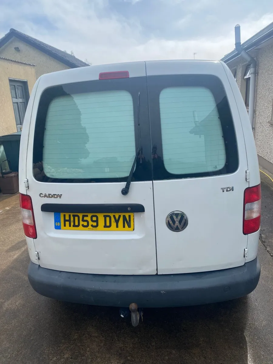 Volkswagen Caddy 2010 - Image 1