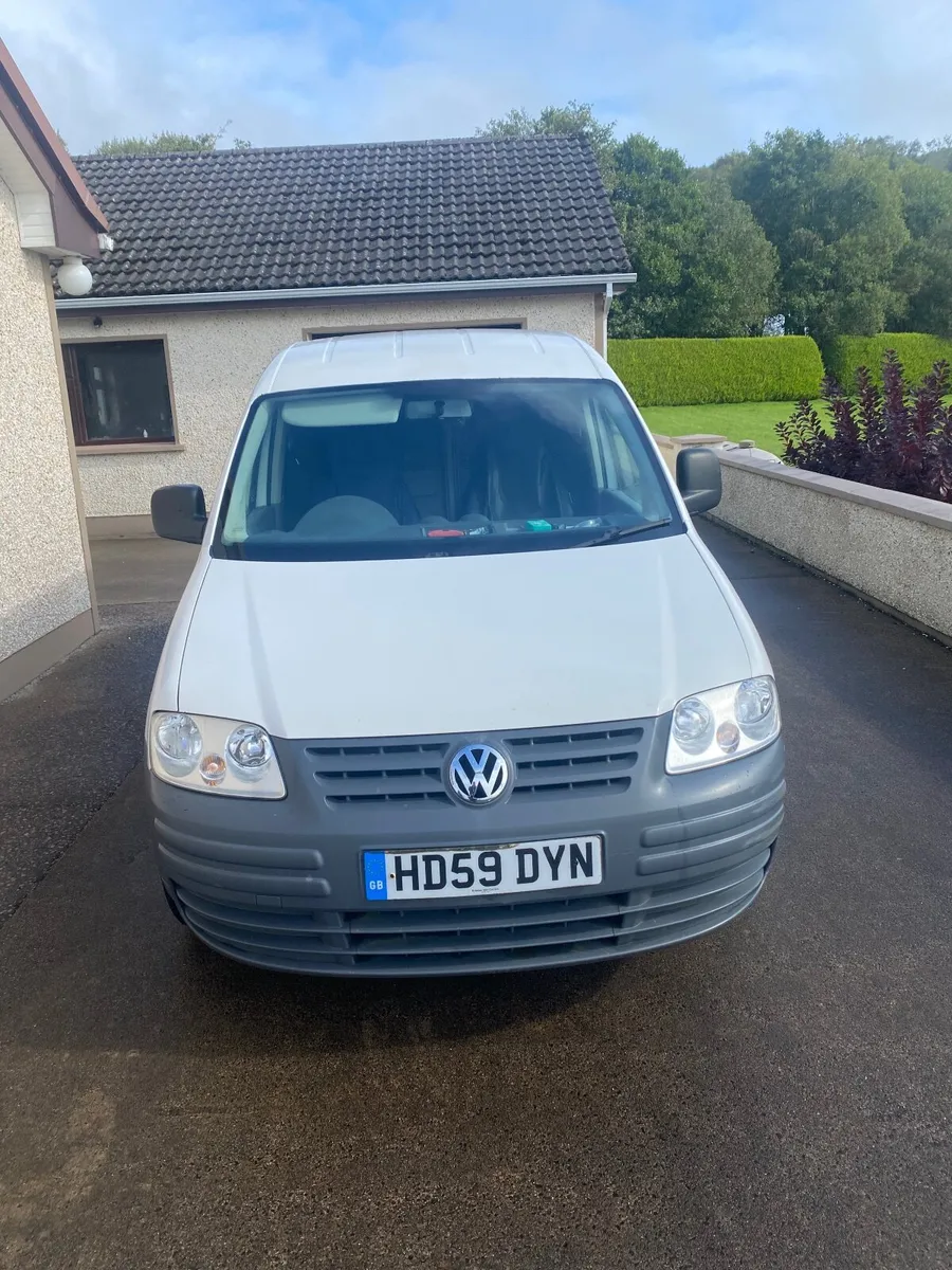 Volkswagen Caddy 2010 - Image 4