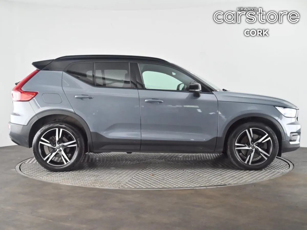 Volvo XC40 Xc40 R-design T4 Recharge Auto R-desig - Image 3