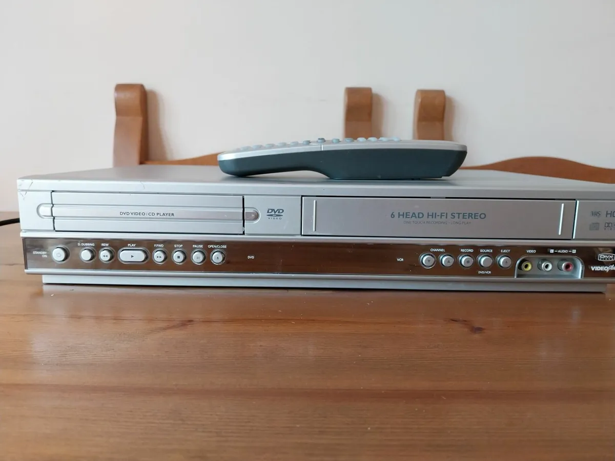 Dvd / vhs player - Image 1