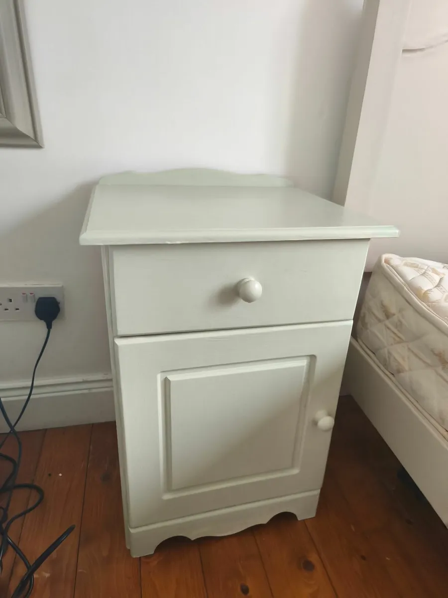 Bedside locker - Image 1