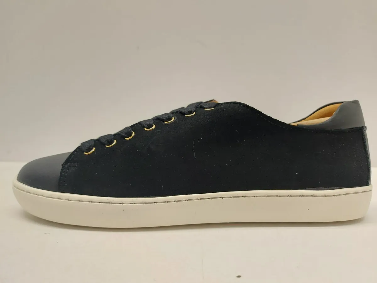 Online Auction Of Jack Baskets Sneakers & More! - Image 4