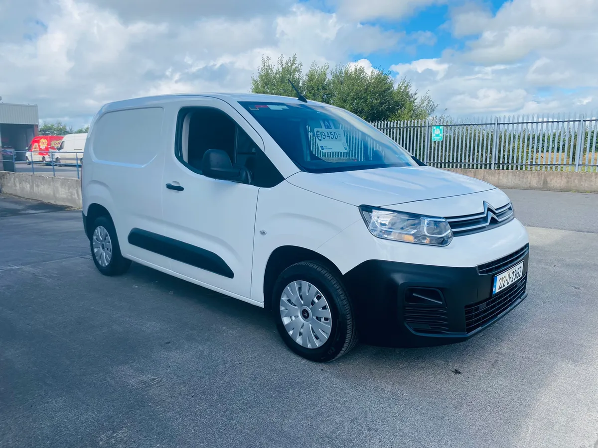 212 Citroen Berlingo 1.5 €9,450 + VAT - Image 3
