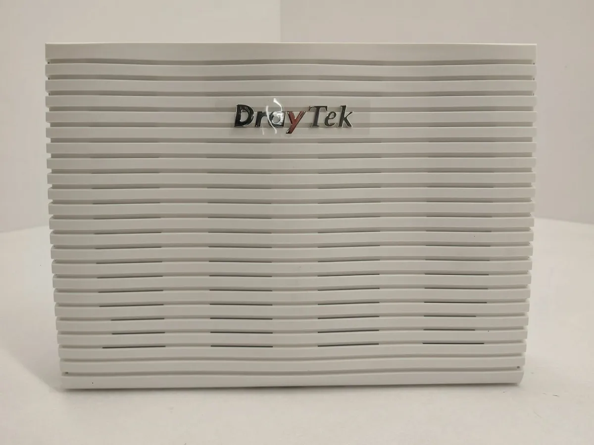 Online Auction Of A DrayTek Vigor2865 & More! - Image 4