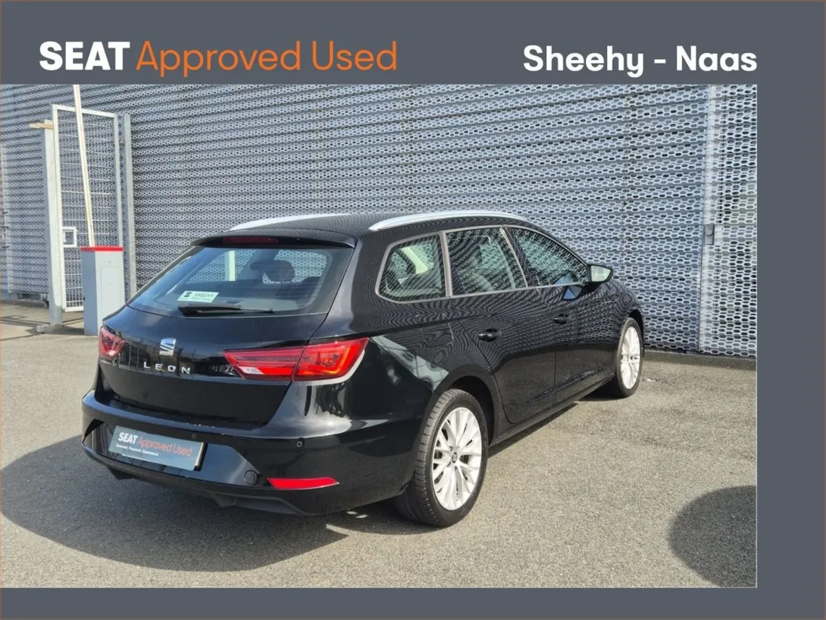 SEAT Leon 1.6tdi 115HP 17  Wheels SE - Image 4