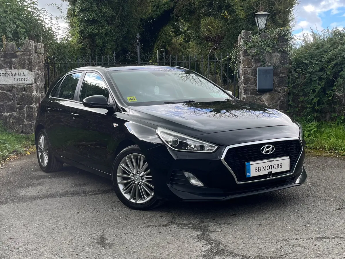 Hyundai i30 Classic 1.6d - Image 1