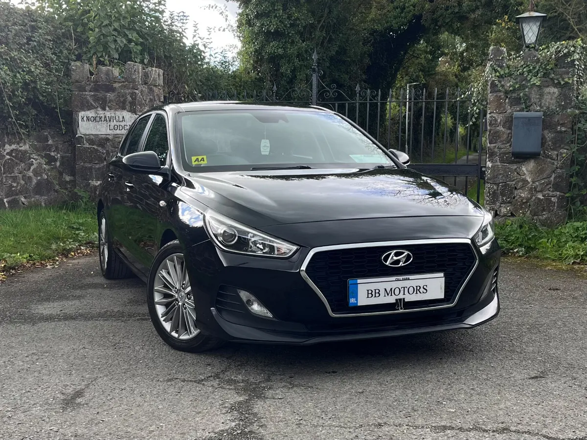 Hyundai i30 Classic 1.6d - Image 2