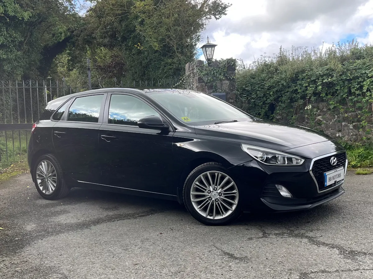 Hyundai i30 Classic 1.6d - Image 3