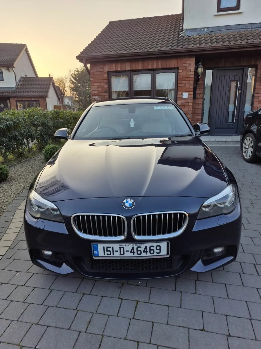 BMW 5-Series 2015 M-sport - Image 1