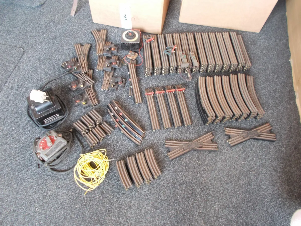 Job Lot of 1950's TTR Model Railway Tracks - Image 2