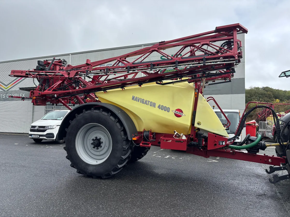 2017 Hardi Navigator 4000L 24M - Image 1