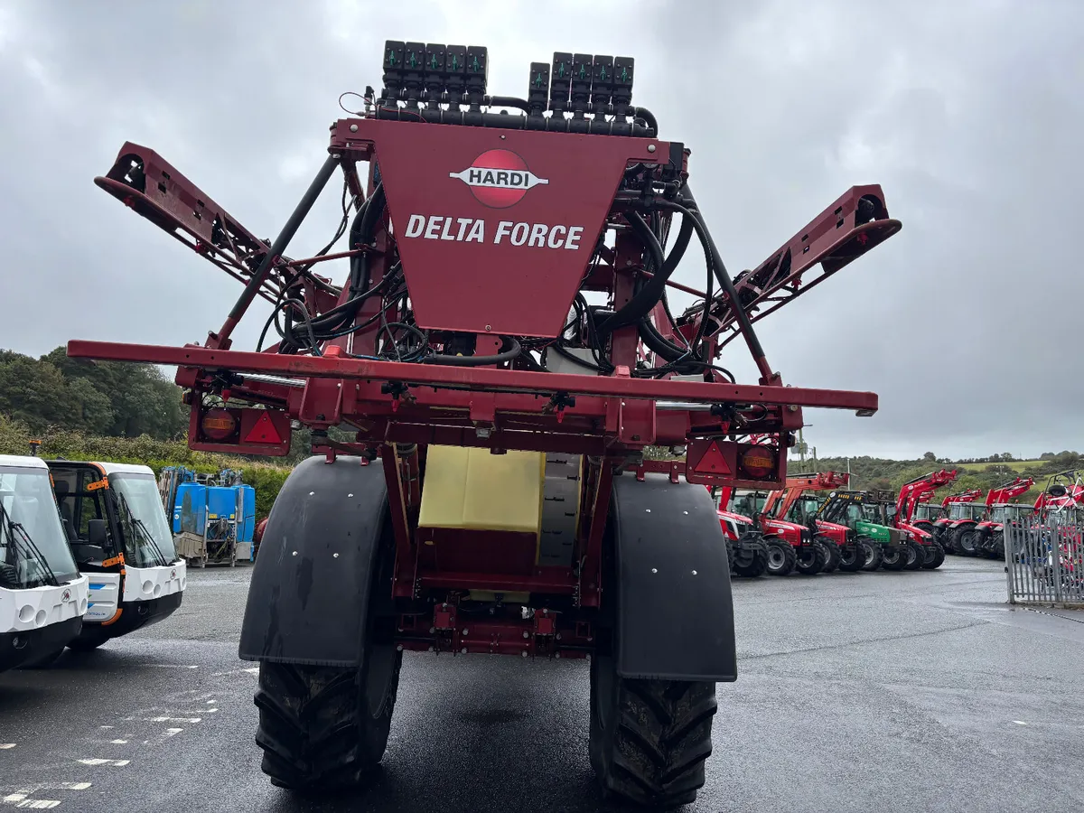 2017 Hardi Navigator 4000L 24M - Image 3