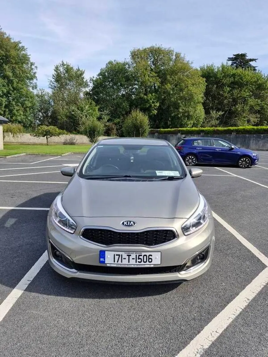 2017 Kia Ceed - Image 2