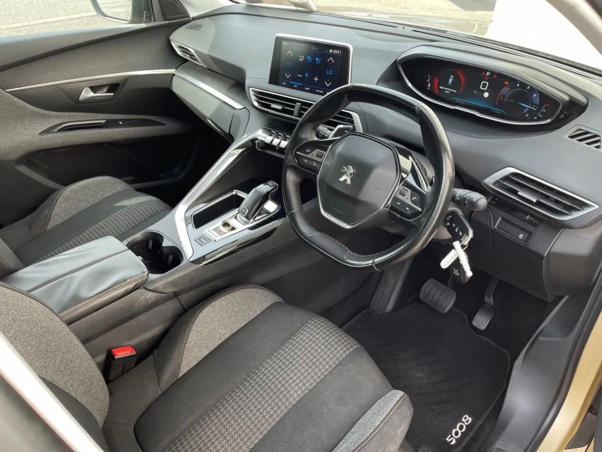 Peugeot 5008 1.6 Blue Hdi 120 Active Auto - Image 4