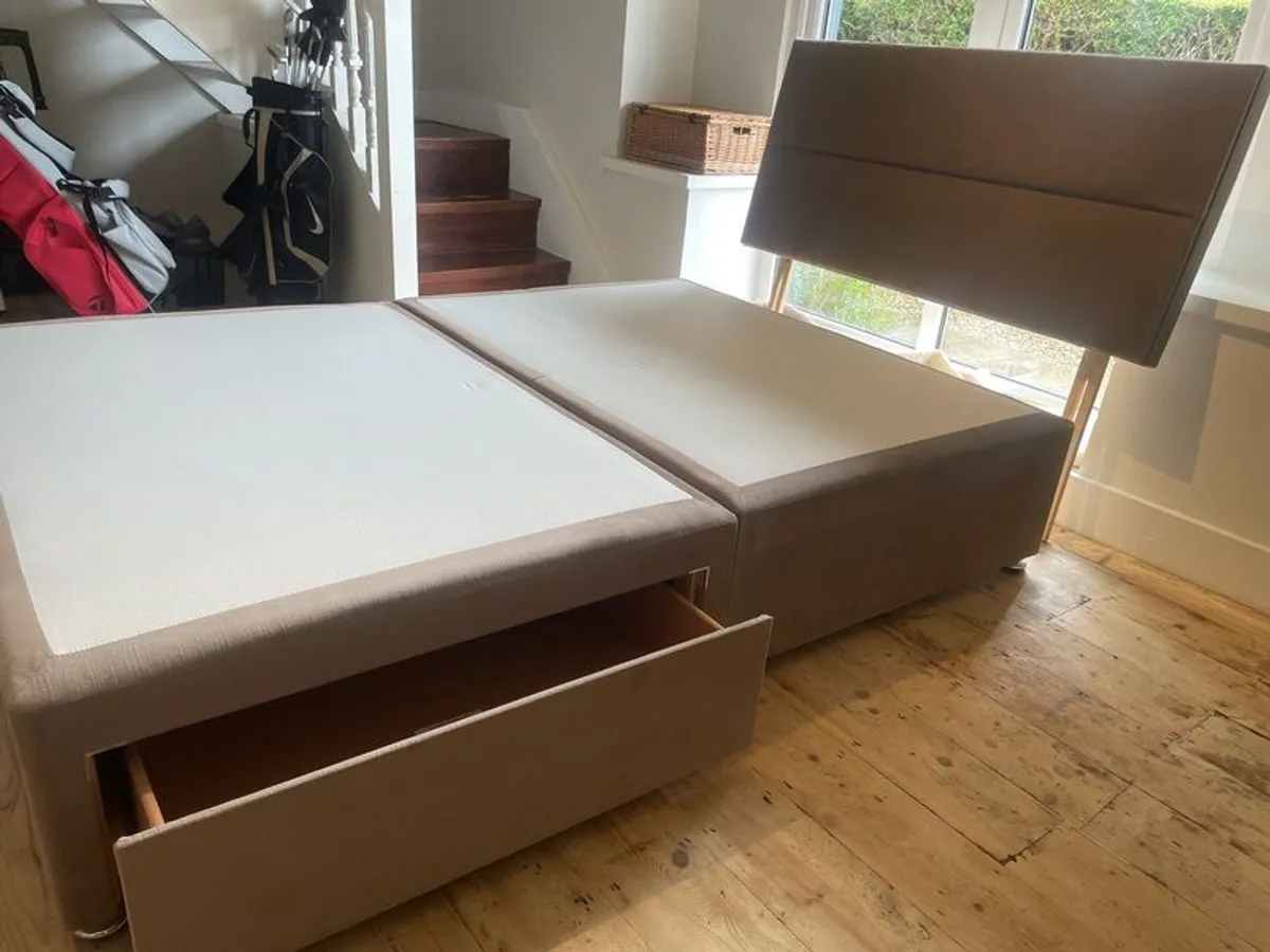 Bed - Image 1
