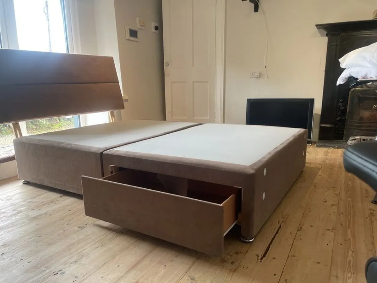 Bed - Image 3