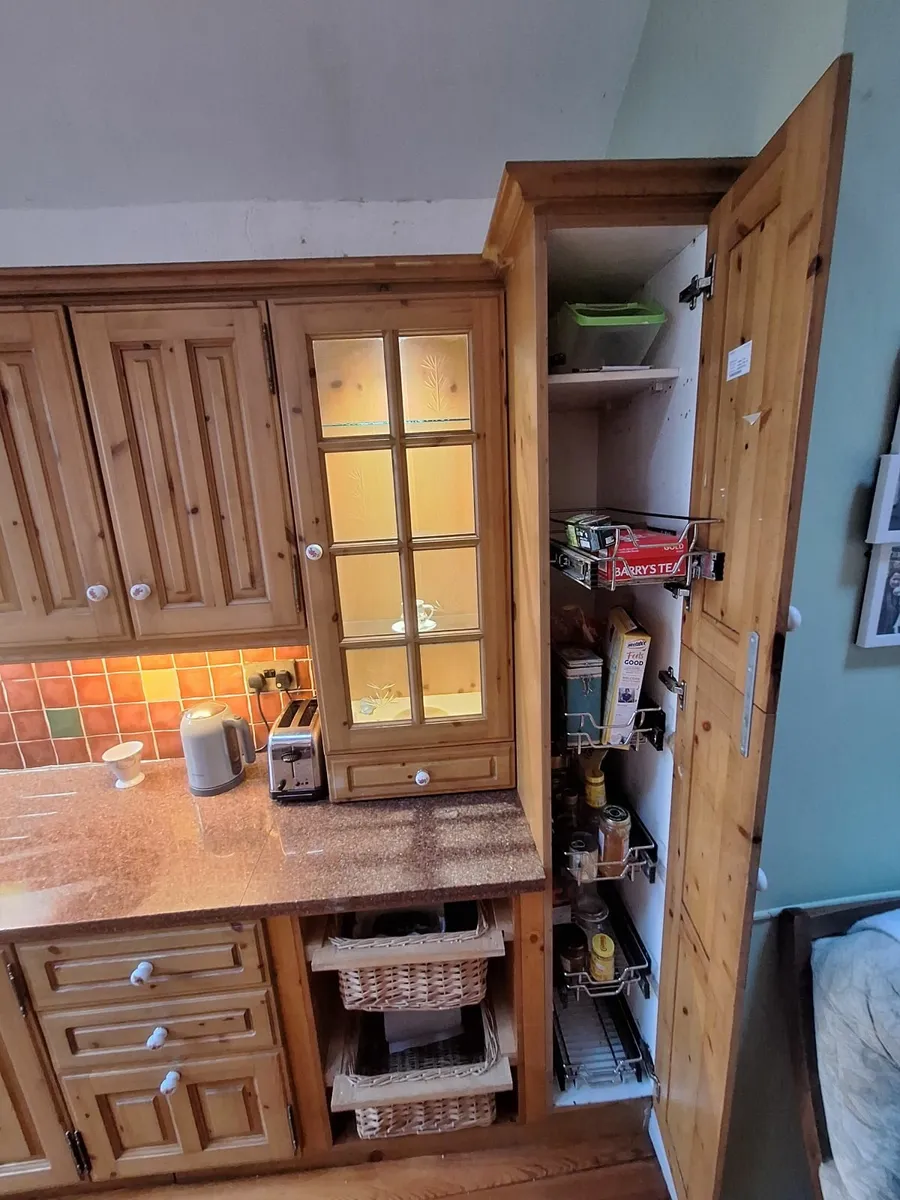 Kitchen & Appliances - Image 2