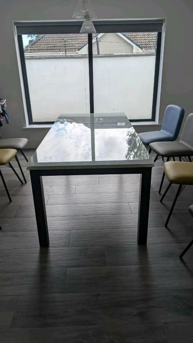 8 seater Glass Dining Room Extendable Table - Image 4