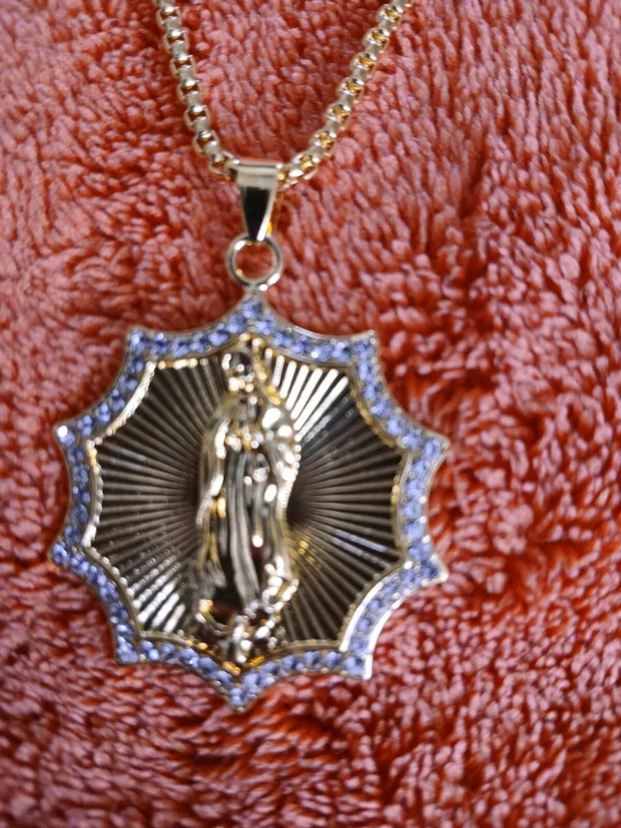 Our lady pendant and chain gold plated - Image 2