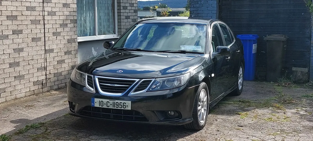 Saab 9-3 2010 - Image 1